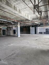 Sea Avenue (D15), Retail #510895281